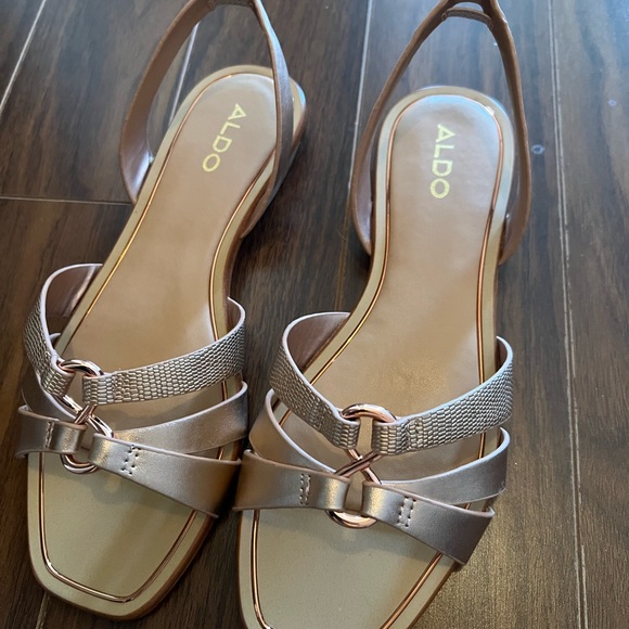 NWOT rose gold sandals - Picture 3 of 5